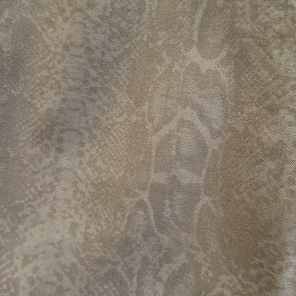 NWT Torrid Snakeskin Jeggings Jeans Leggings Khaki Feel The Fit Super Soft Plus - Picture 6 of 7